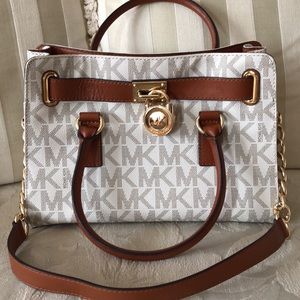 Michael kors purse